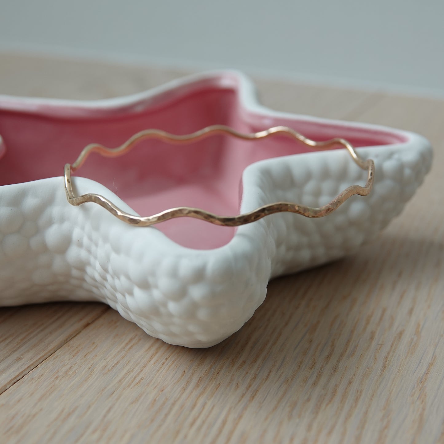 Wavy Bangle