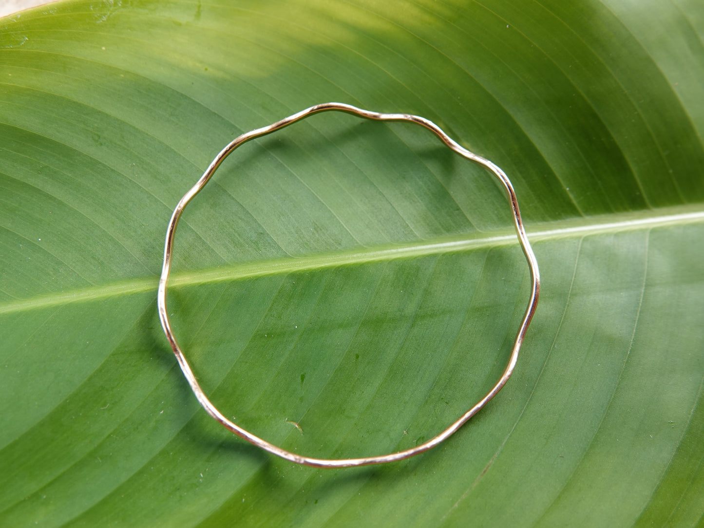 Wavy Bangle