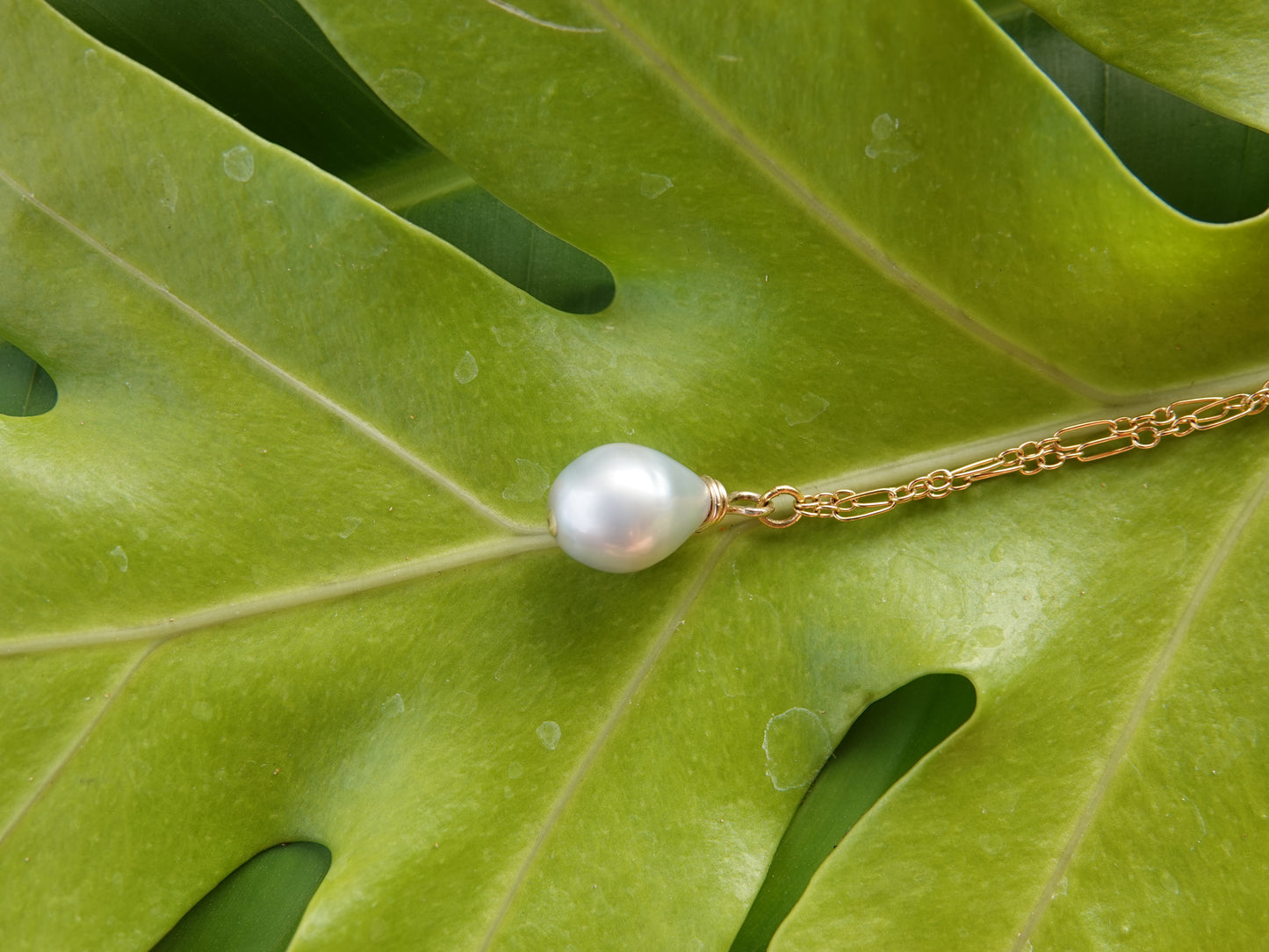 Teardrop Pearl Necklace