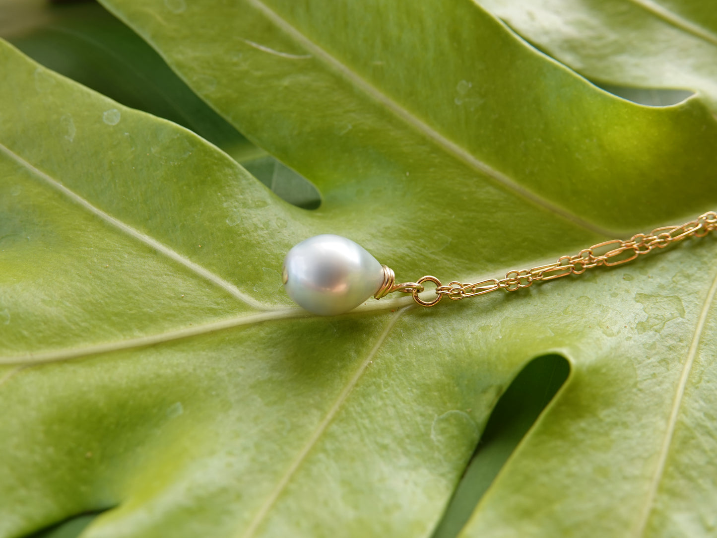 Teardrop Pearl Necklace